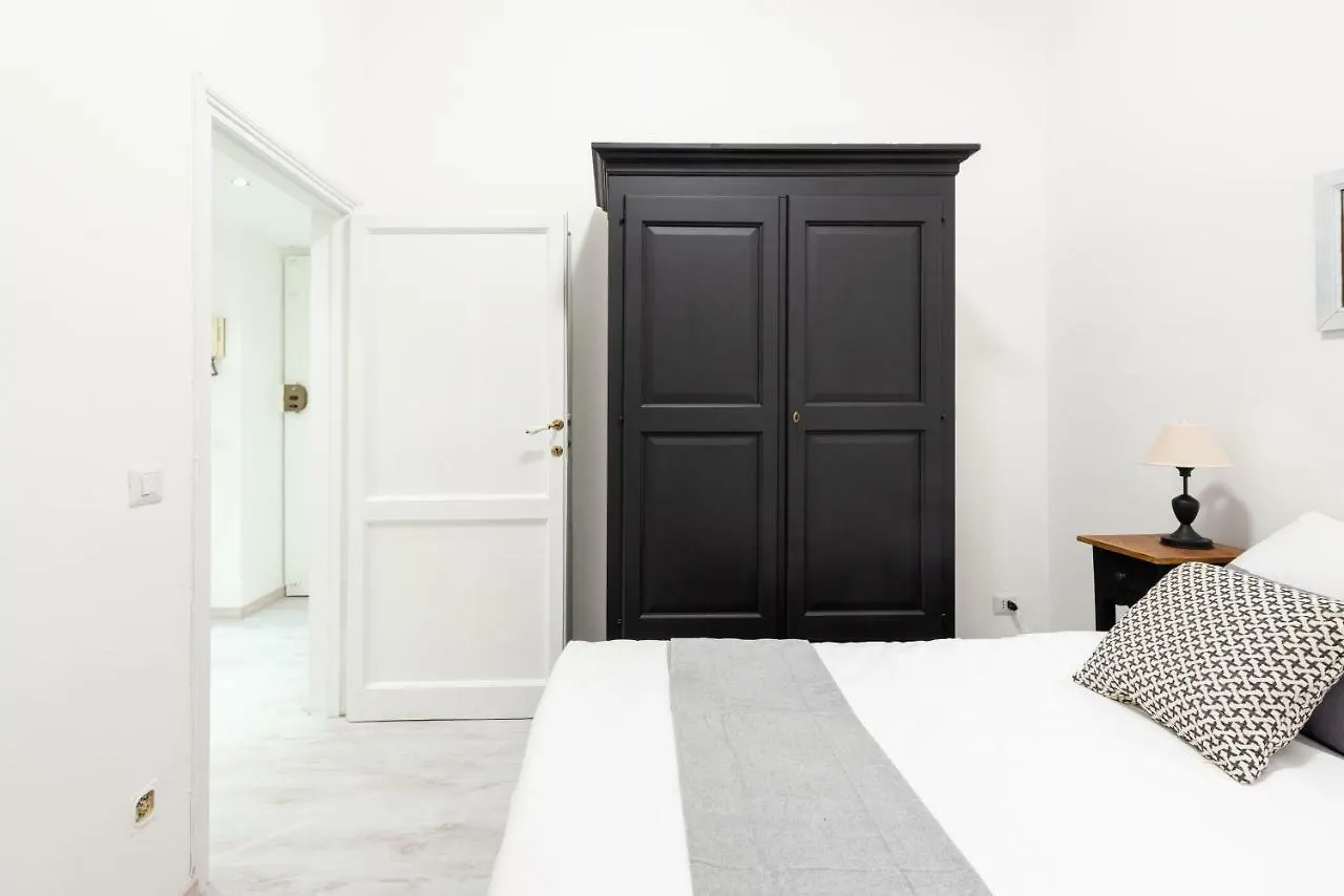 Residenza Domus Trastevere Rome